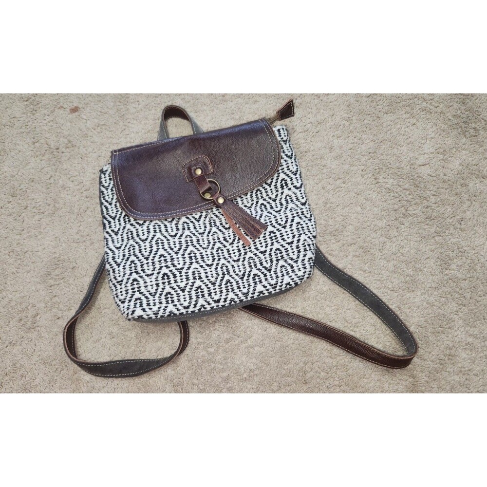 Myra Bag backpack like new